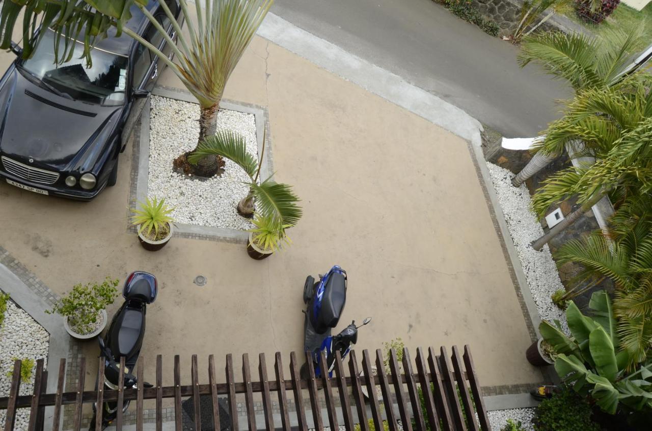 Villa Narmada Grand Baie Exterior foto
