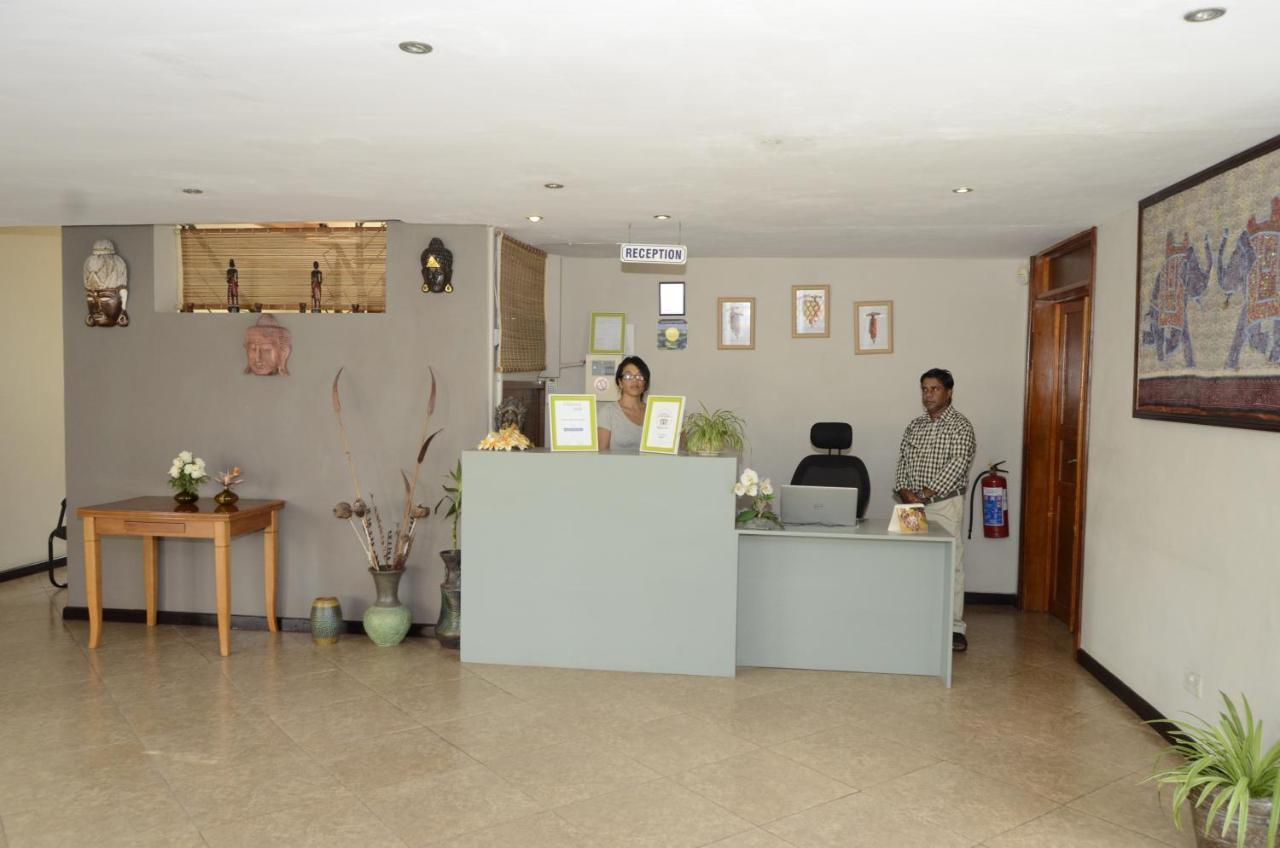 Villa Narmada Grand Baie Exterior foto